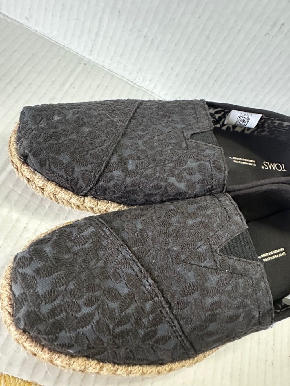 Toms Black Lace Espadrille Slip-On Loafers - Picture 5 of 7